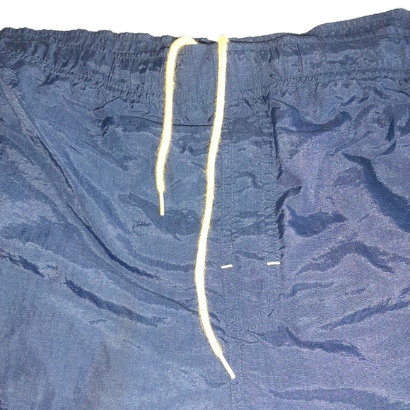 Surf Guru Shorts/ Swim trunks - Picture 4 of 9